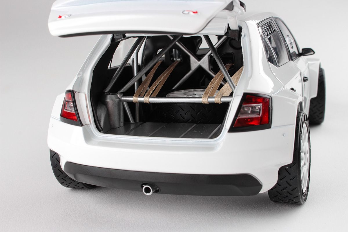Abrex Škoda Fabia III R5 (2015) Bílá 1:18