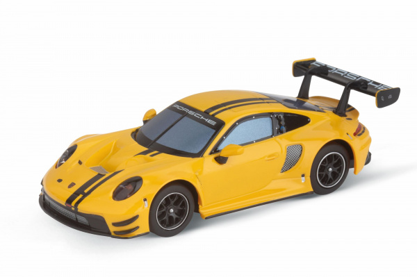 Carrera Hybrid auta