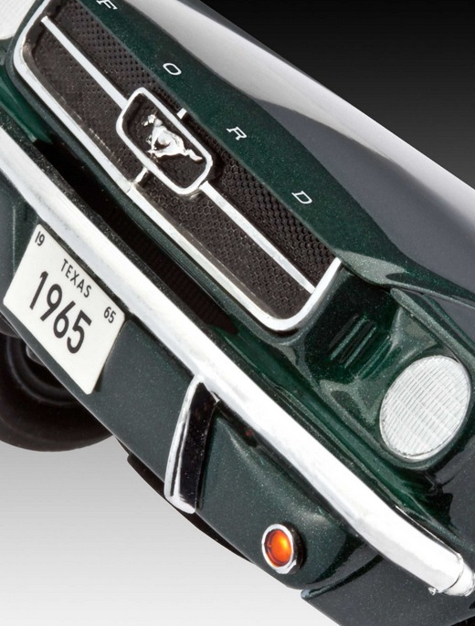 Revell ModelSet auto 67065 Ford Mustang 1965, 2+2 Fastback (1:24)