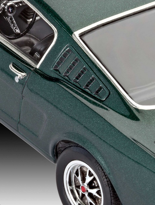 Revell ModelSet auto 67065 Ford Mustang 1965, 2+2 Fastback (1:24)