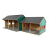 Kids Globe Farming Garáž dřevěná 1:16 pro 3 traktory, 55,5x75x43,5cm