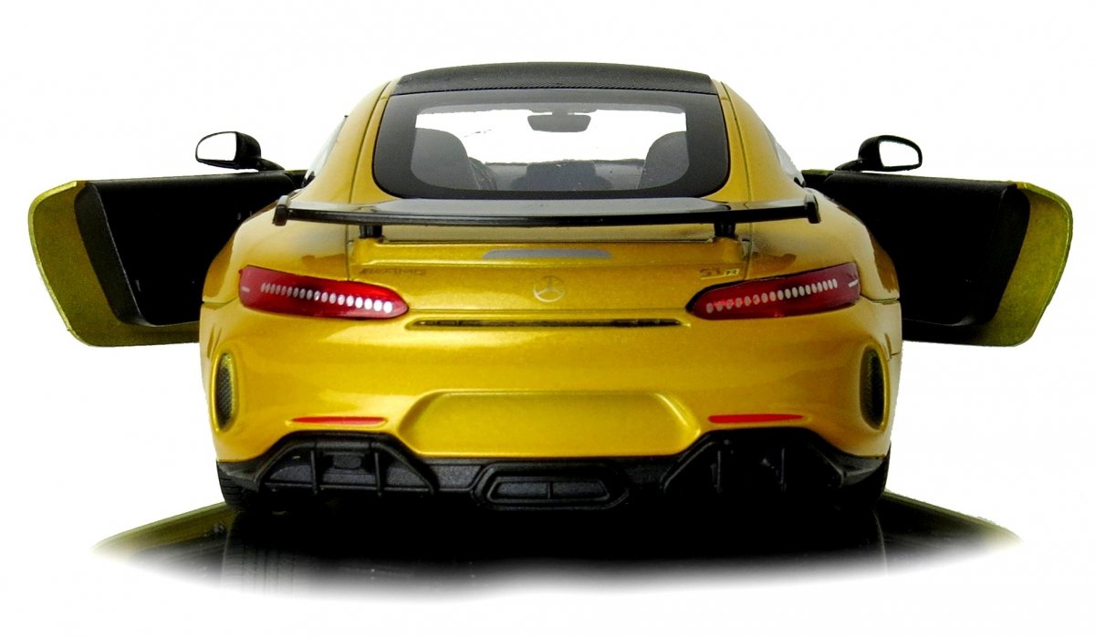 Welly Mercedes AMG GT-R Žlutý, 1:24