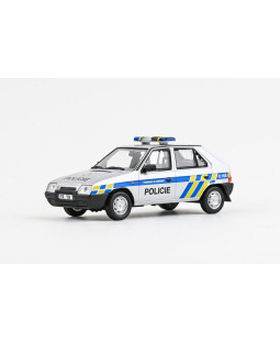 Abrex Škoda Favorit 136L (1988) Polícia 1:43