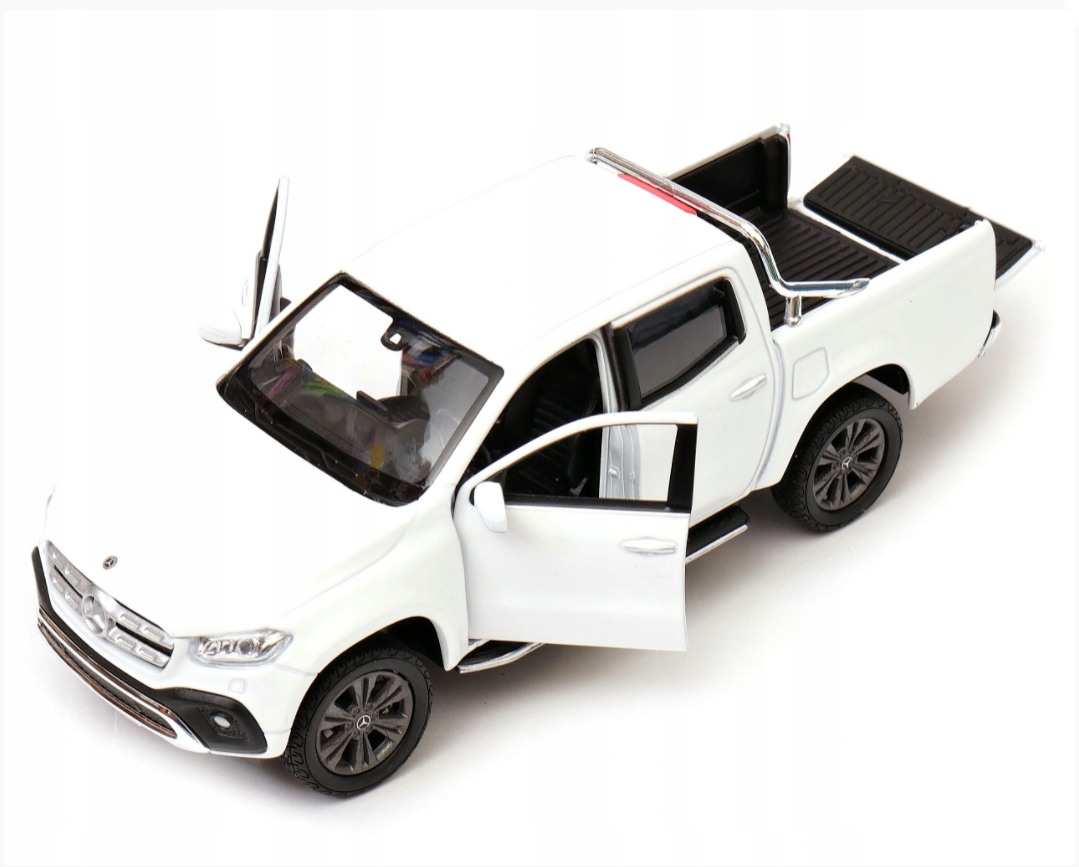 Welly Mercedes Benz X-Class 2018 (pearl) 1:24