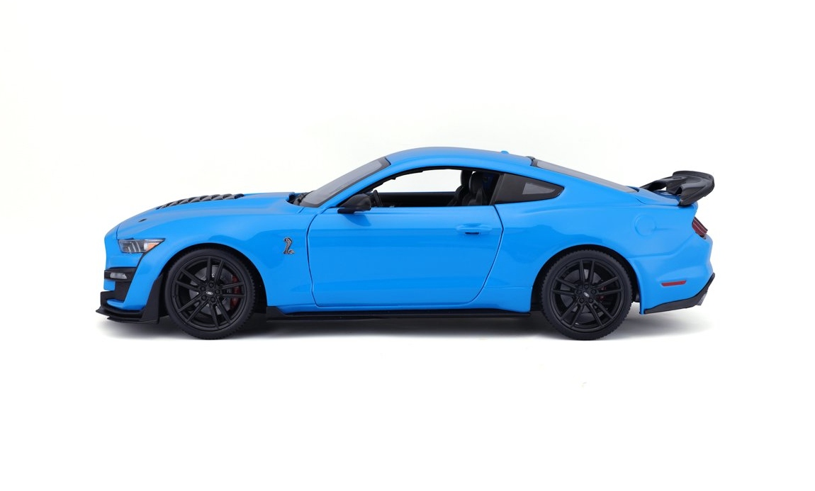 Maisto Mustang Shelby GT500 (2020), modrá, 1:18