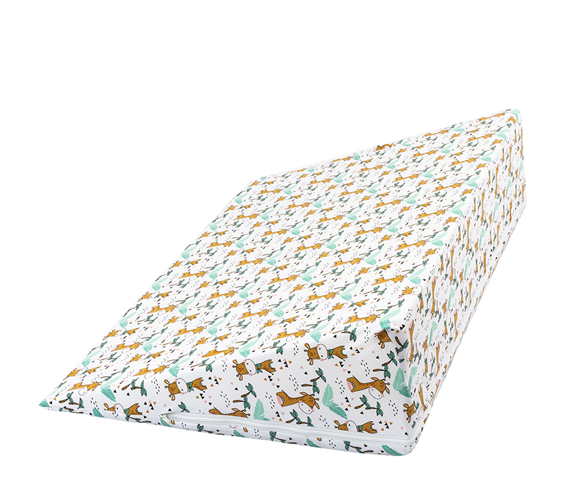 Bellatex Klínový podhlavník, Žirafa - 80x50x20 cm