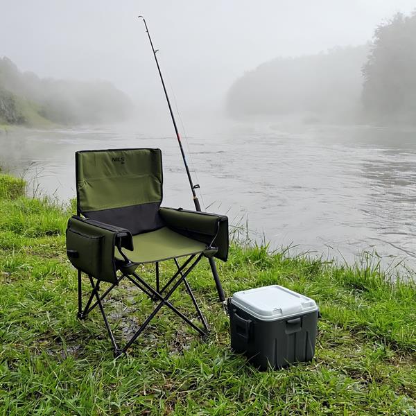 Skládací turistická židle NILS Camp NC3703 zelená, nostnost 120 kg