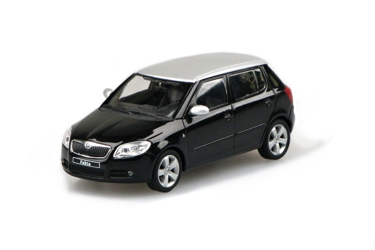 Abrex Škoda Fabia II (2006), Stříbrná střecha, Černá Magic Metalíza 1:43