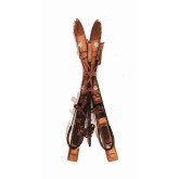 Přeneste si kouzlo zimních radovánek domů se zimní dekorací ve tvaru starých lyží. Tato unikátní dekorace zachycuje prvky zimních sportů a nostalgie za dávnými časy. 