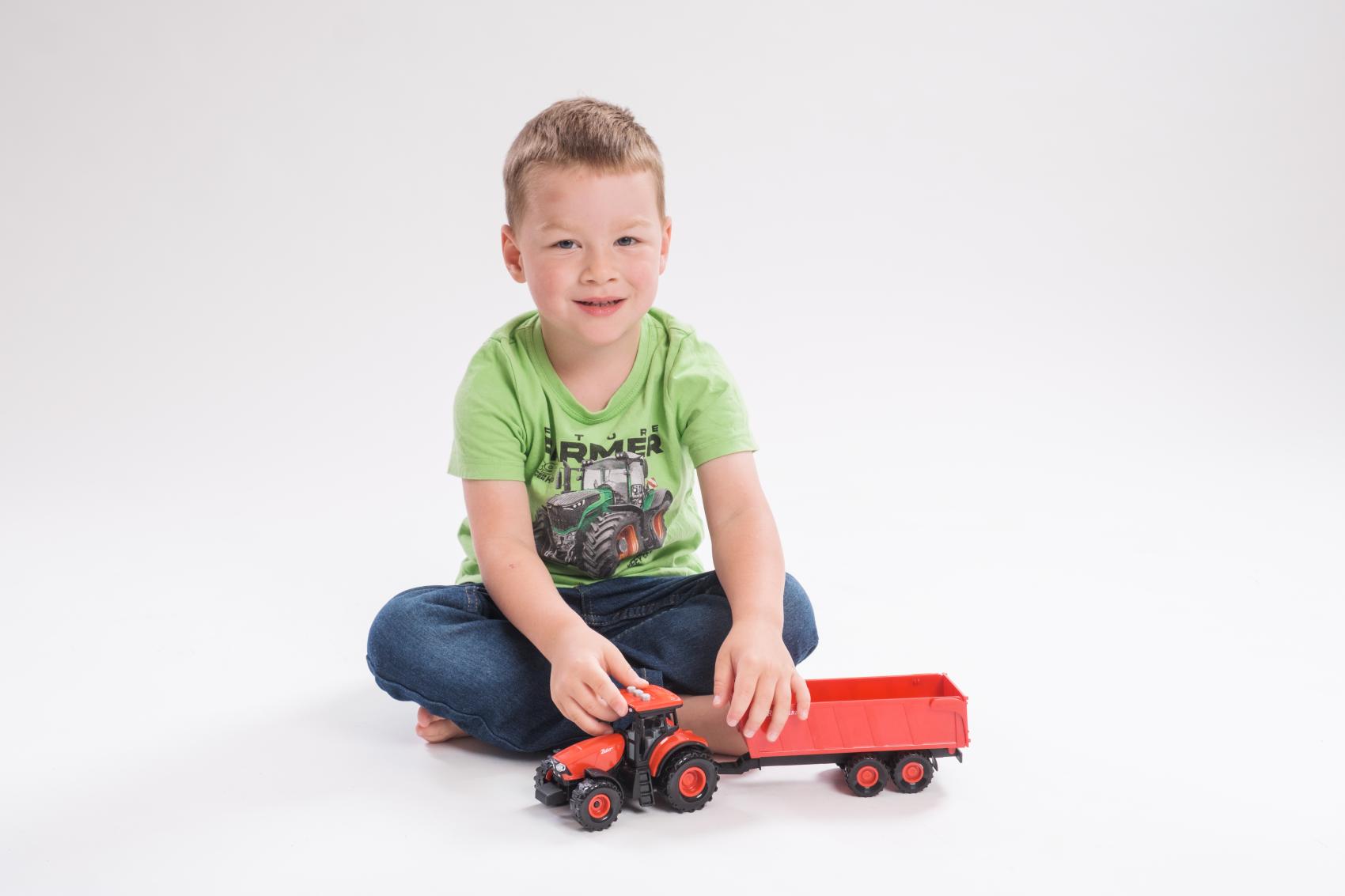 Traktor Zetor s valníkem, setrvačník, zvukové a světelné efekty, 36 cm