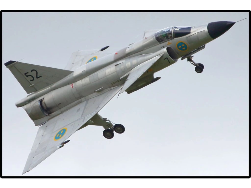 Cobi 5915 Armed Forces SAAB AJ37 VIGGEN, 1:48, 881 kostek