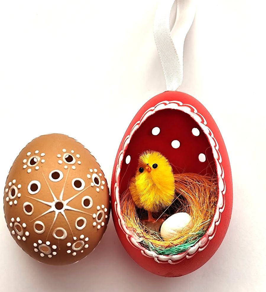 Velikonoční Husí kraslice vrtaná s kuřátkem - červený ornament