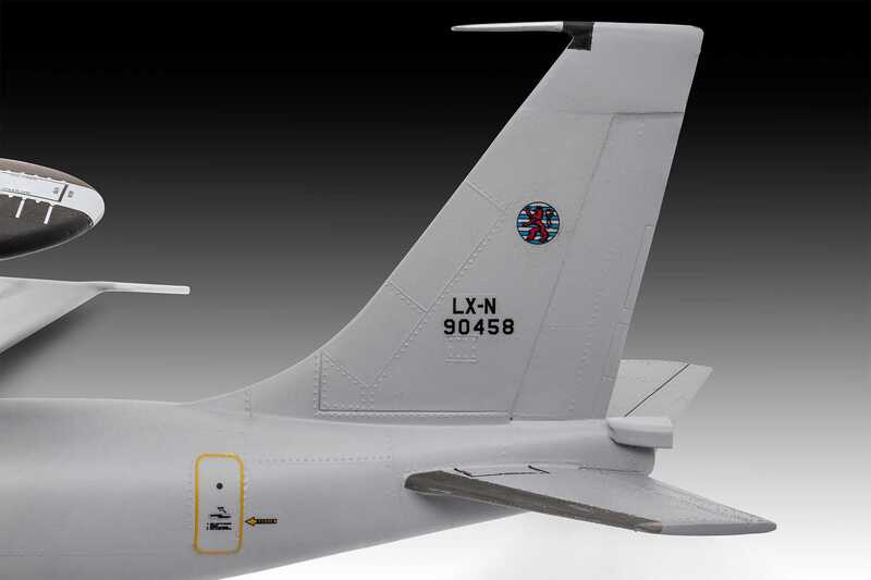 Revell Plastic ModelKit letadlo 03794 - Boeing E-3A (1:144)