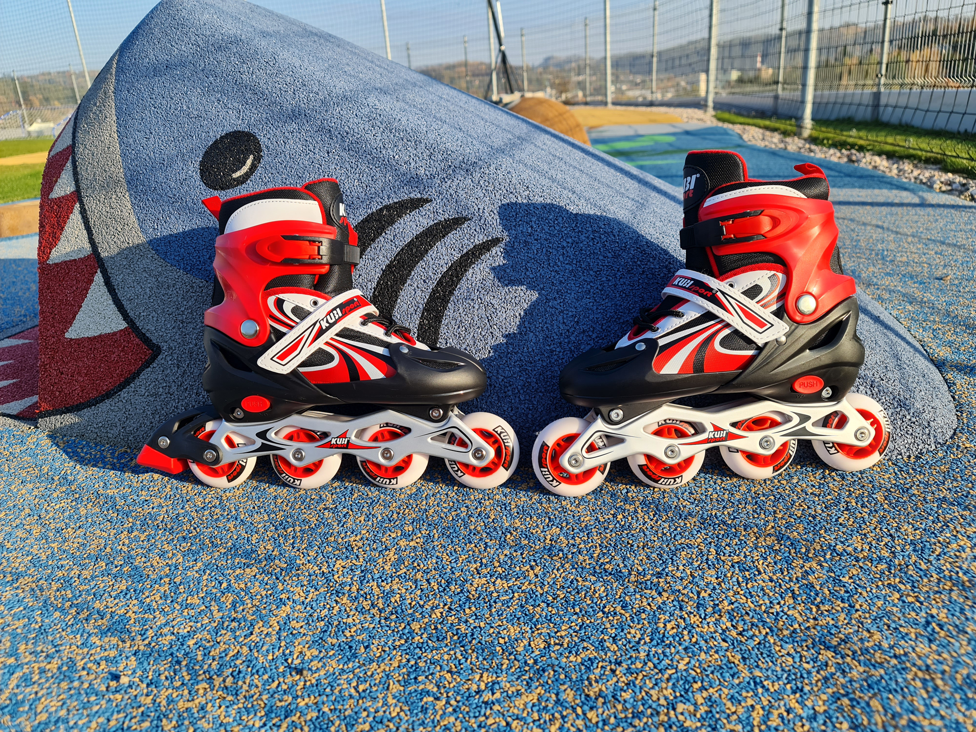 Dětské inline brusle roztahovací CS310K červené velikost 28-32