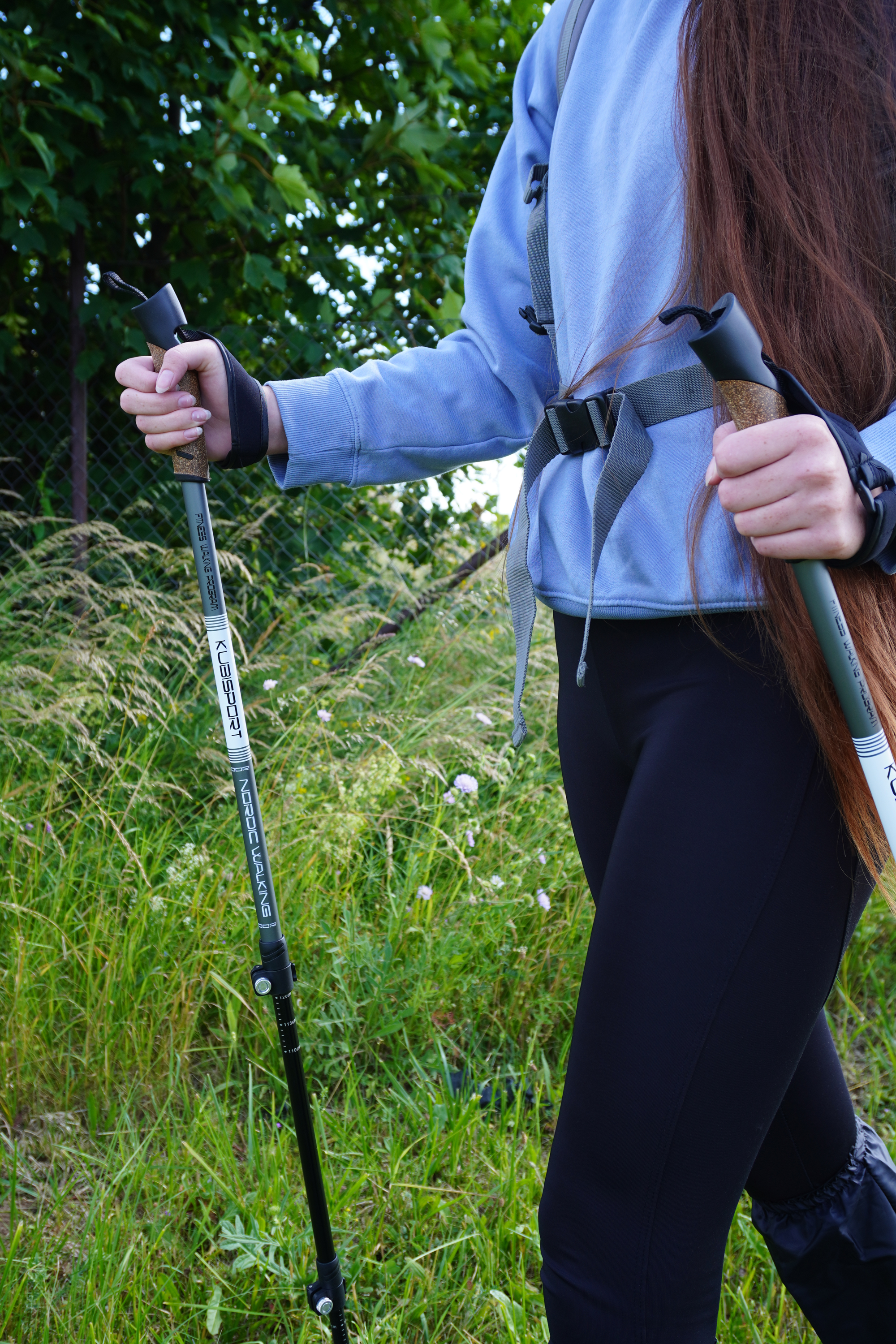 Odlehčené trekingové hole s rychloupínáním, 72-145 cm