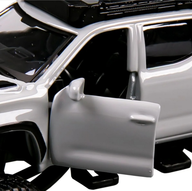 Maisto Rebels Toyota Tundra Cinza 4x4, šedá 1:40