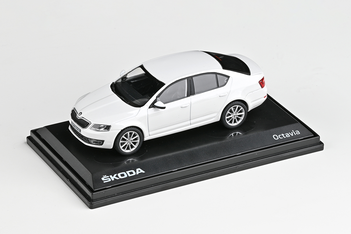 Abrex Škoda Octavia III (2012) Bílá Candy 1:43