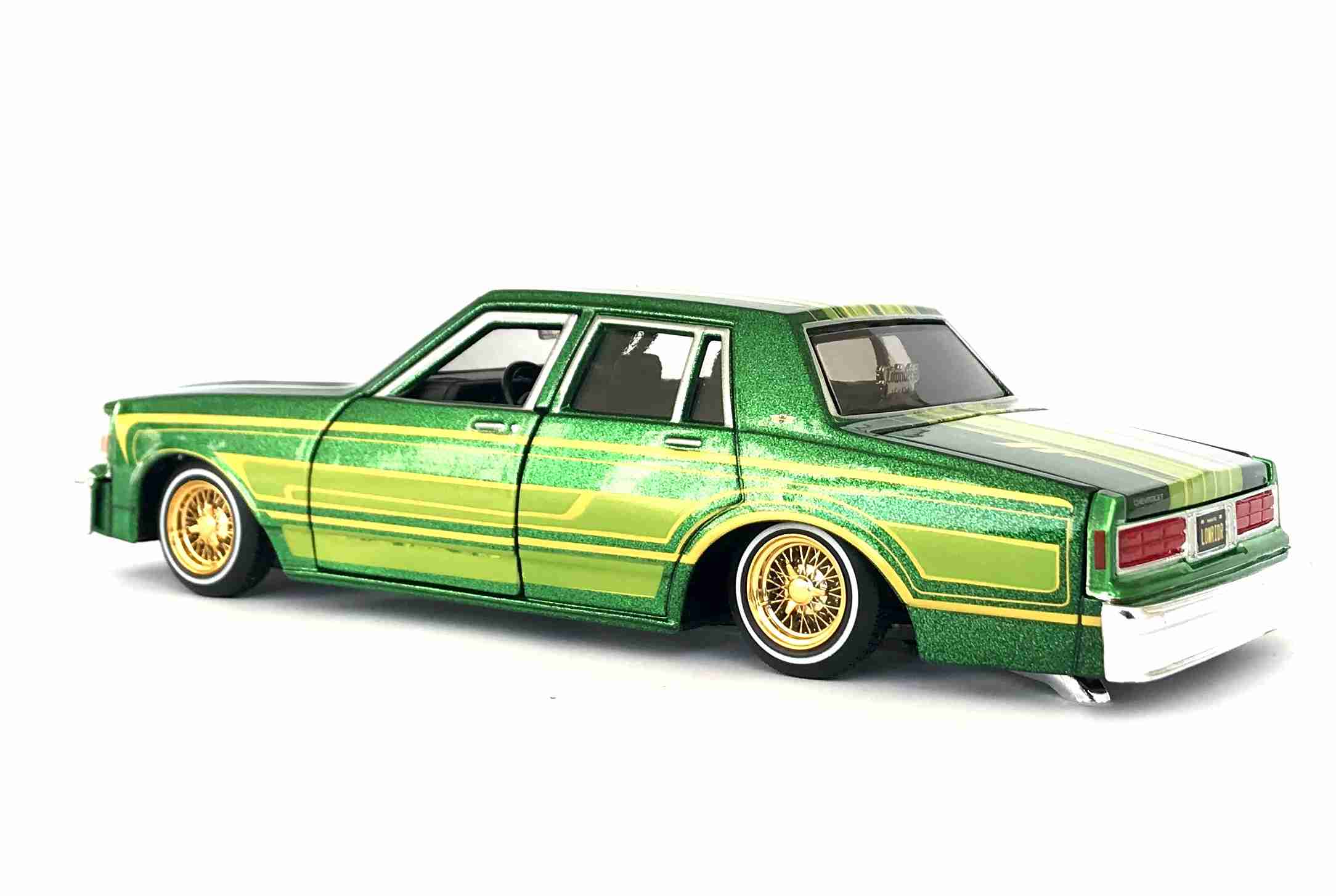 Maisto Chevrolet Caprise 1987, zelený 1:24