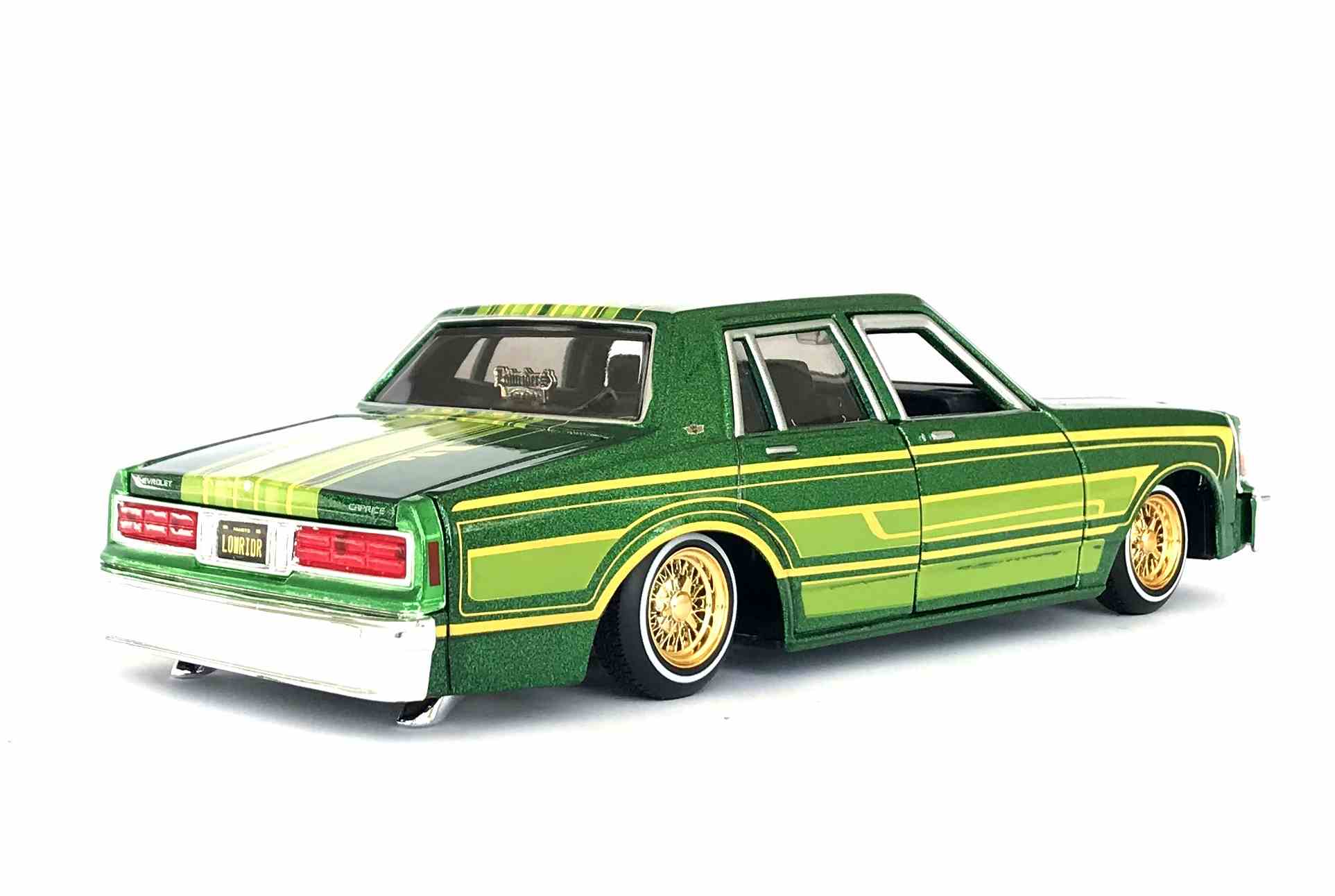 Maisto Chevrolet Caprise 1987, zelený 1:24