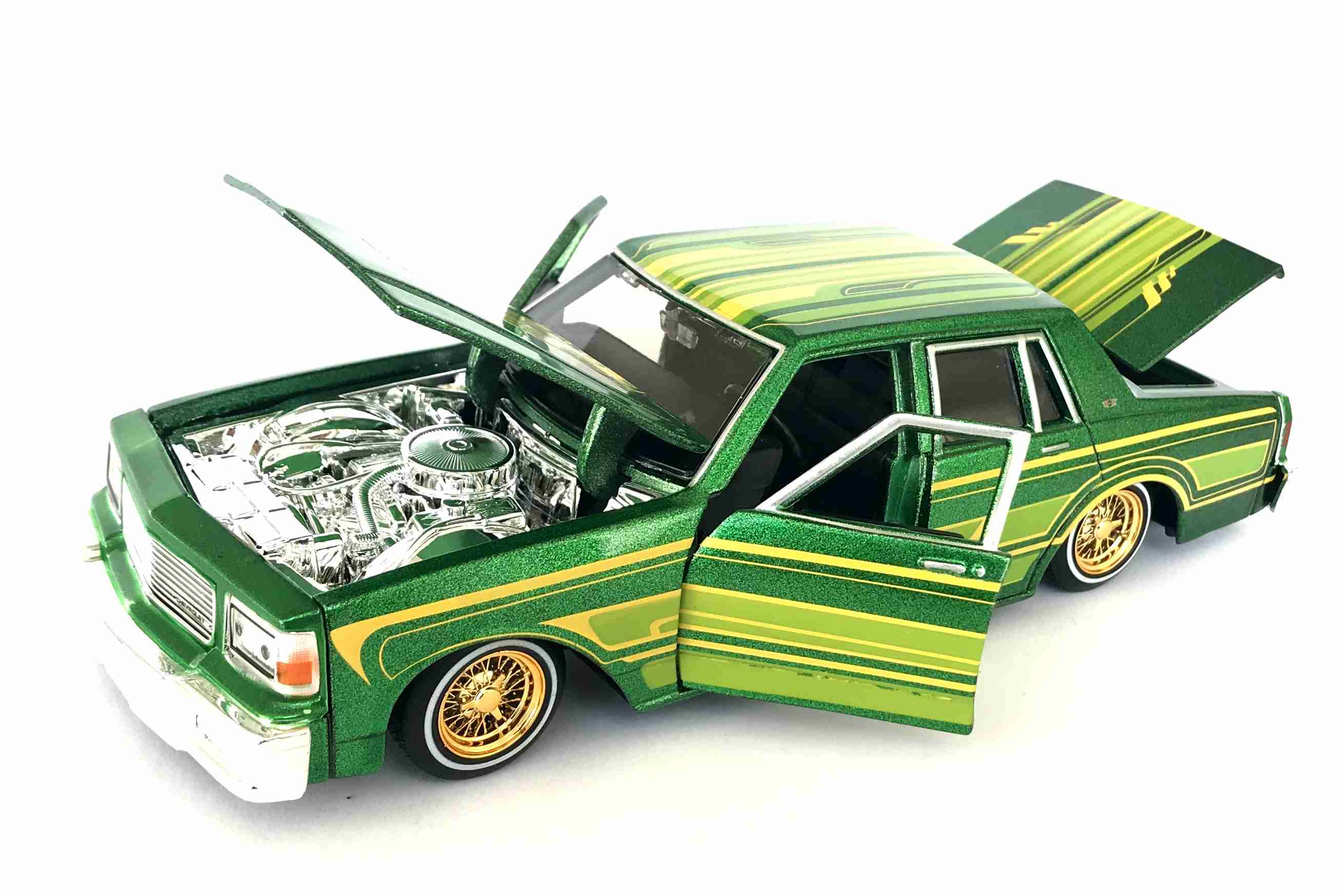 Maisto Chevrolet Caprise 1987, zelený 1:24