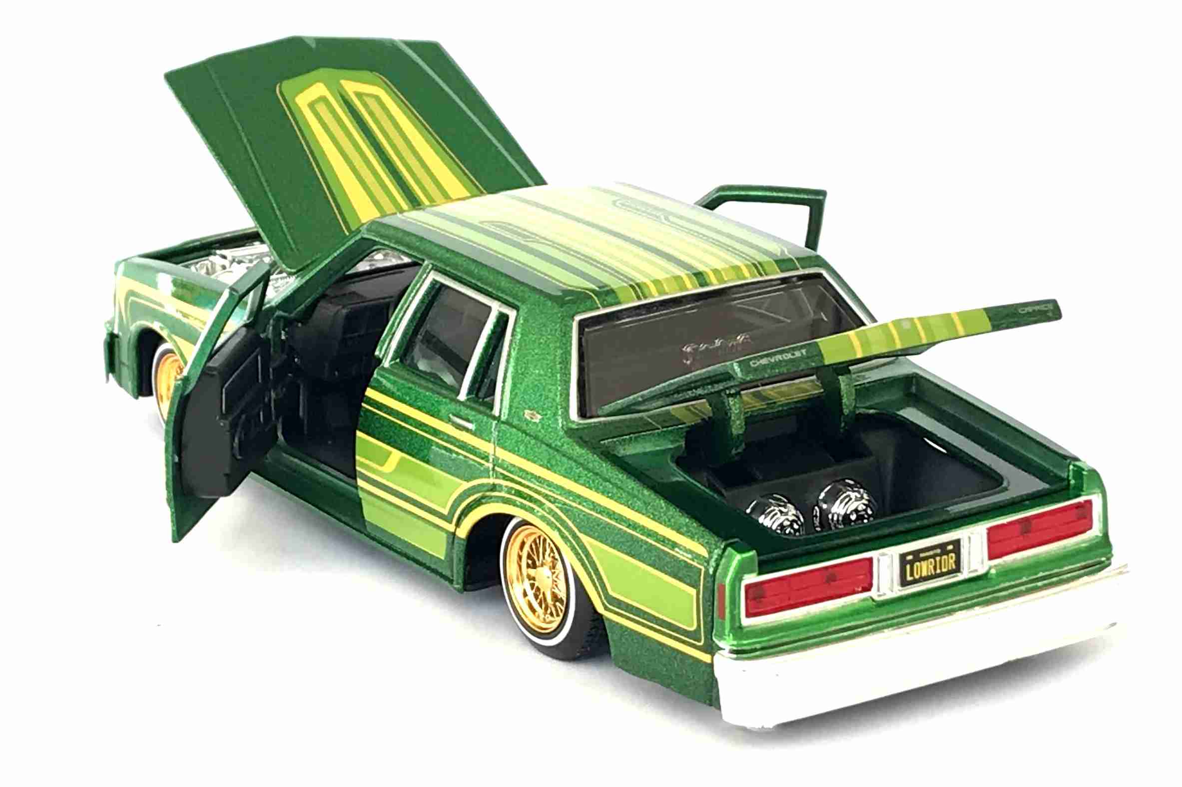 Maisto Chevrolet Caprise 1987, zelený 1:24