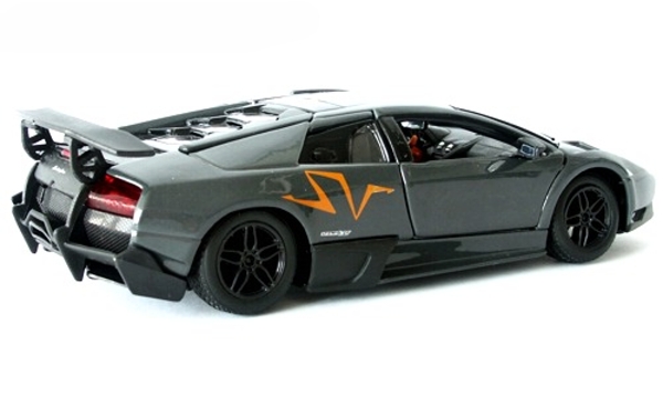 Bburago Lamborghini Murcielago LP670-4 SV 1:24