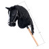 Faunica Hobby horse Cortez, černý kůň na tyči, provázková hříva