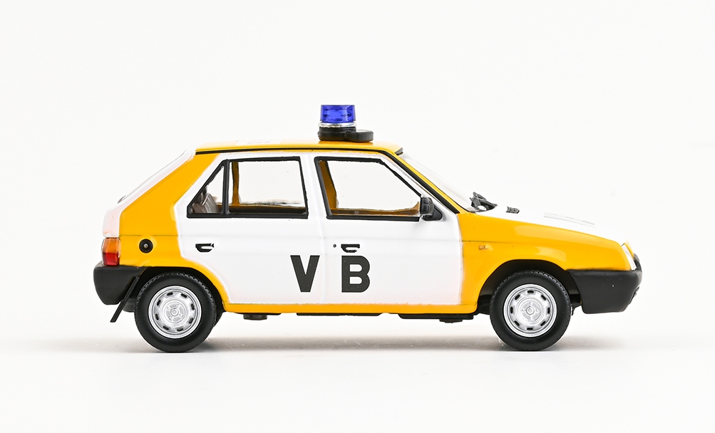 Abrex Škoda Favorit 136L (1988) VB 1:43