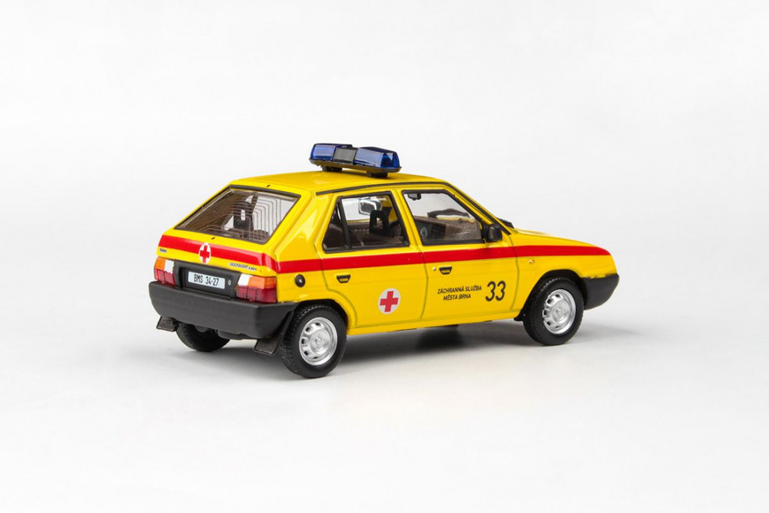 Abrex Škoda Favorit 136L (1988) Záchranná Služba Města Brna 1:43