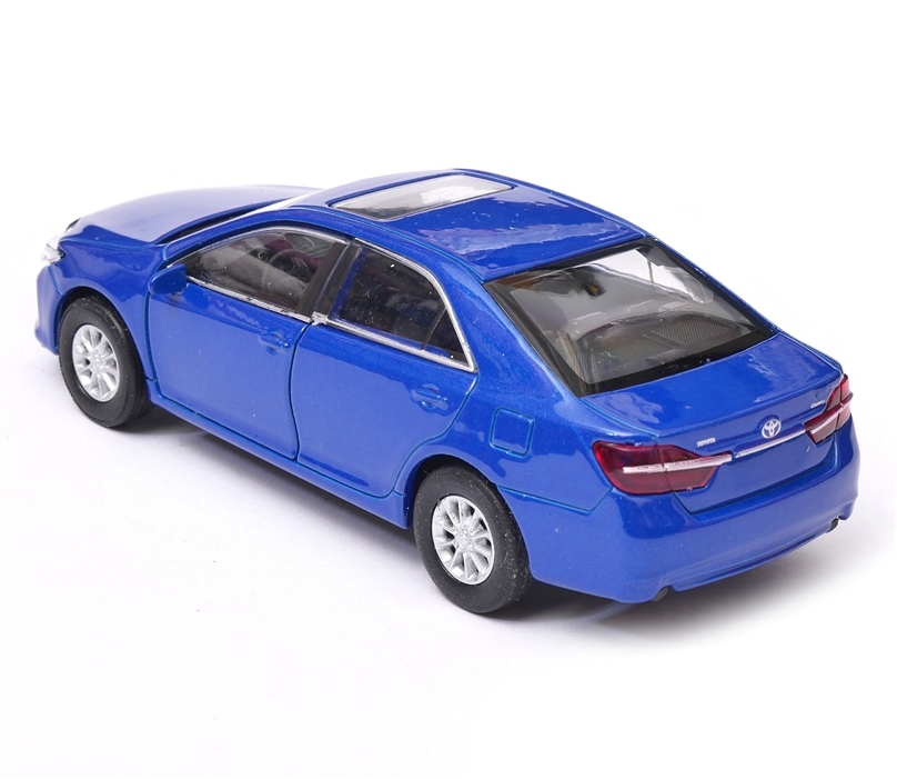 Welly Toyota Camry 2016 modrá 1:34-39