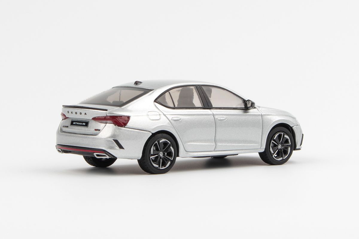 Abrex Škoda Octavia IV RS (2020) Stříbrná Brilliant Metalíza 1:43