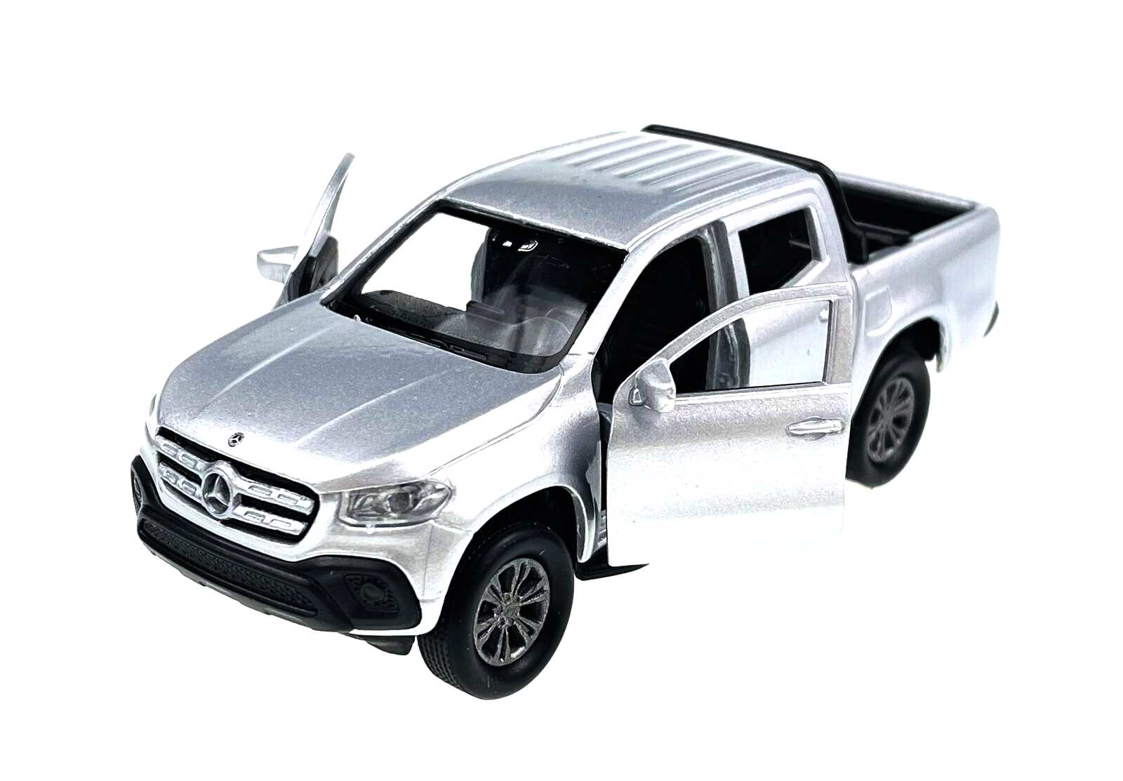 Welly Mercedes Benz X-Class Stříbrný 1:34-39