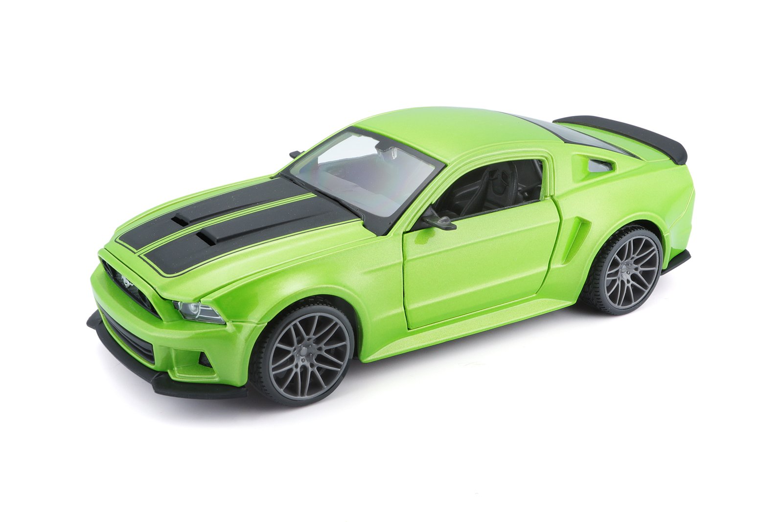 Maisto Ford Mustang Street Racer 2014, matná zelená, 1:24