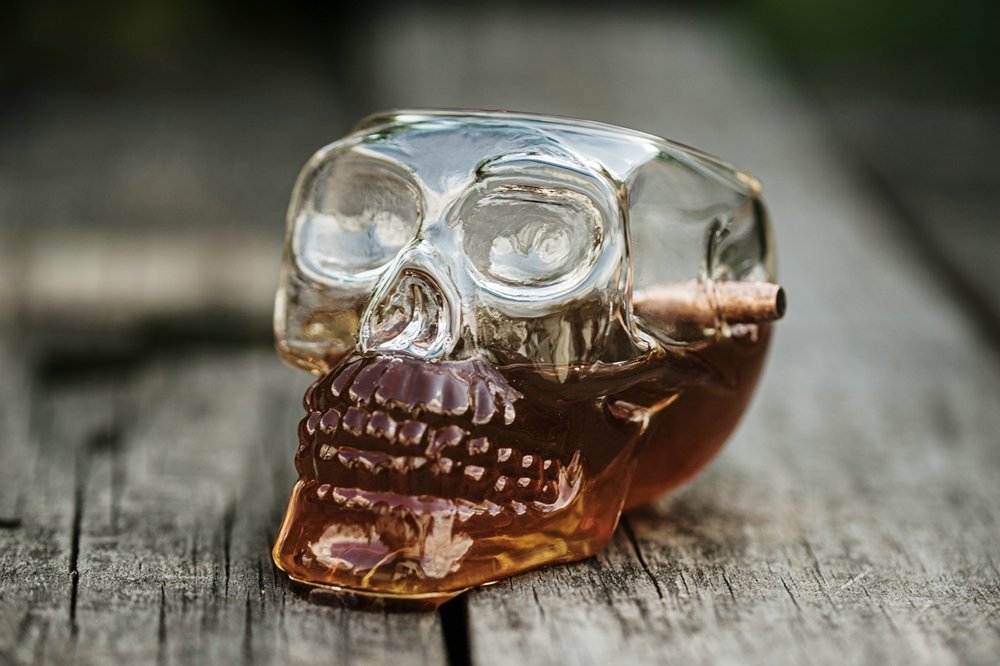 Prostřelený panák lebka 340 ml.
