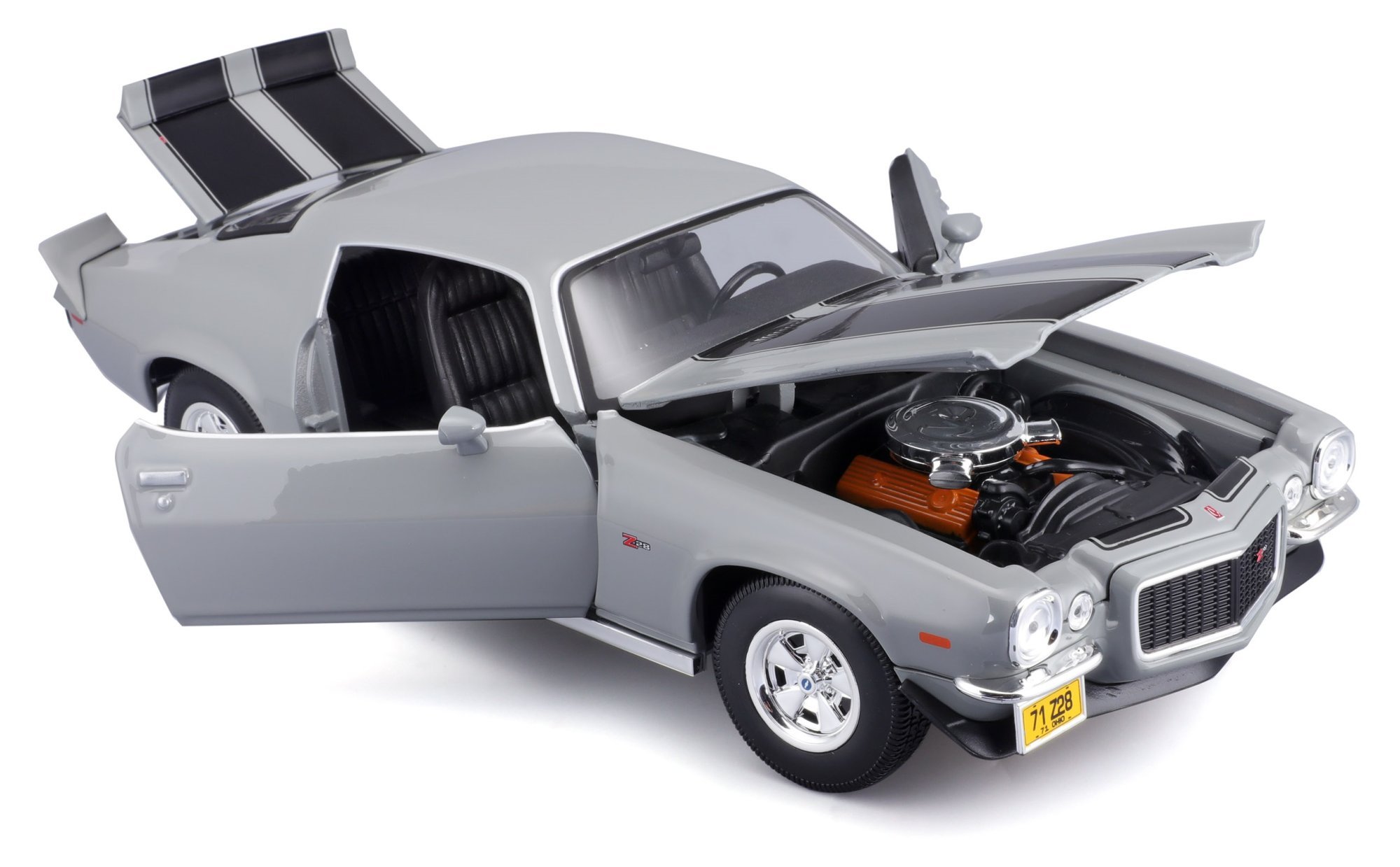 Maisto Chevrolet 1971 Chevy Camaro Z/28, šedý 1:18