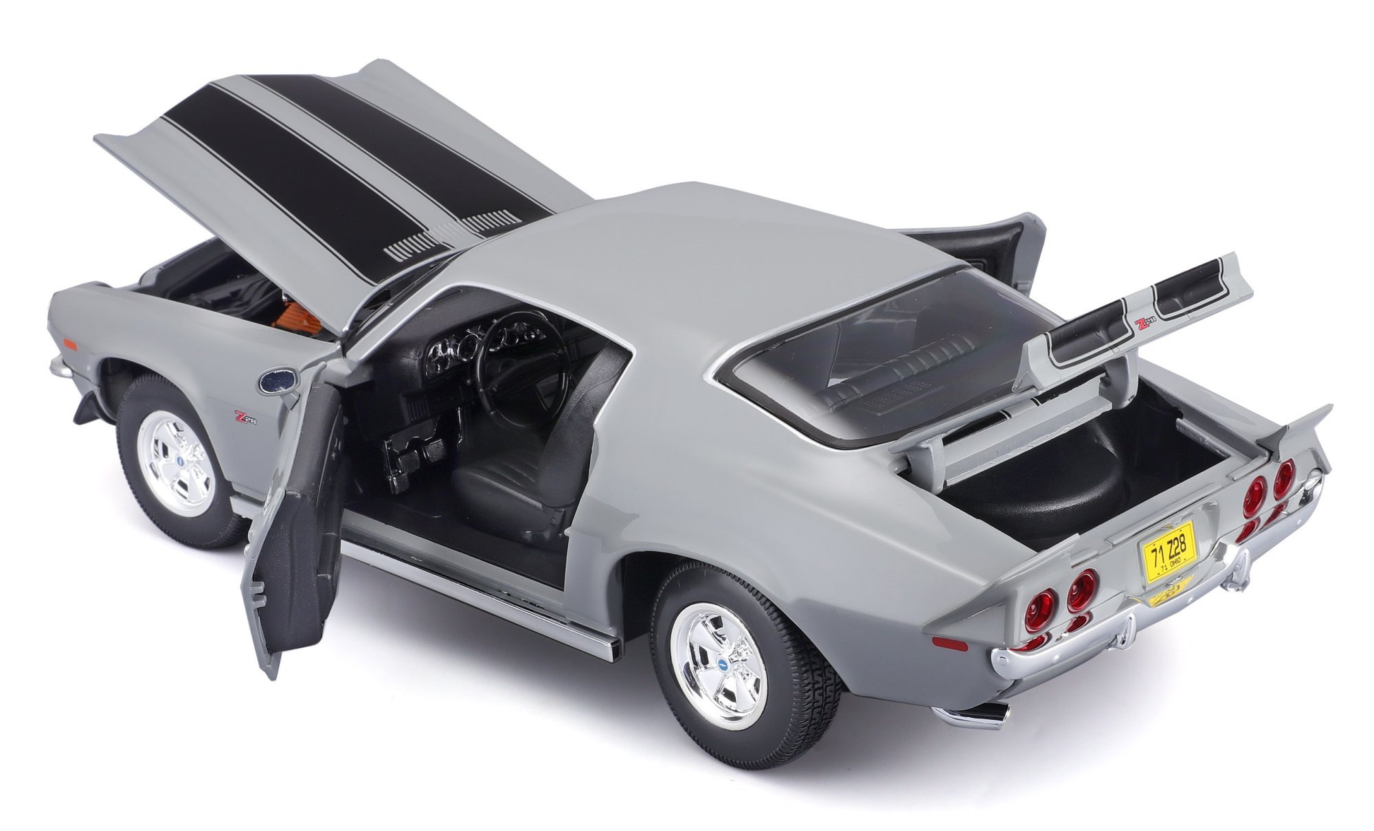 Maisto Chevrolet 1971 Chevy Camaro Z/28, šedý 1:18